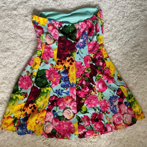 Floral Dress - Picture 2 of 2